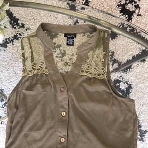 Mesh Detail Tank Top